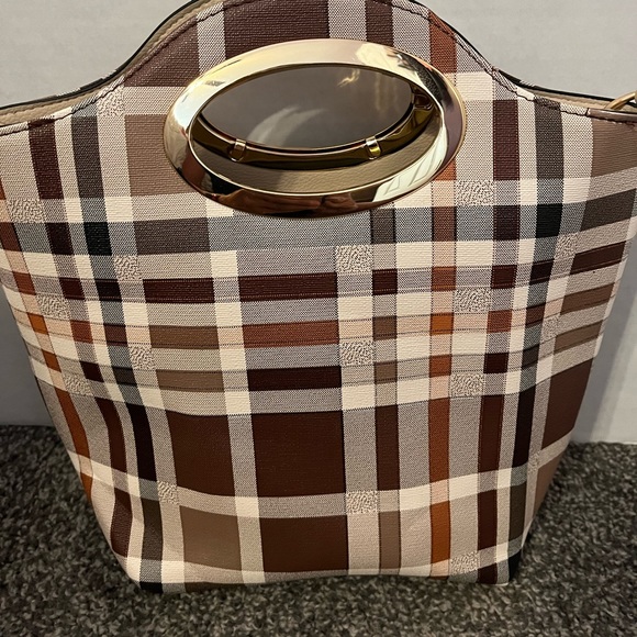 Tote purse, with handles and removable/adjustable shoulder strap. - Picture 2 of 9